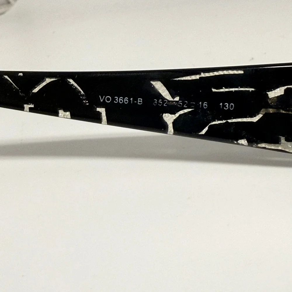 Vogue VO 3661-B Black Rectangular Eyeglasses Frames 52-16-130 Cut-Out Detail